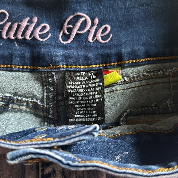 Cutie pie jeans-5 for $20 deal!!! ⭐️ - Picture 7 of 8